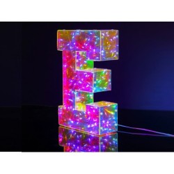 Luz LED en forma de E